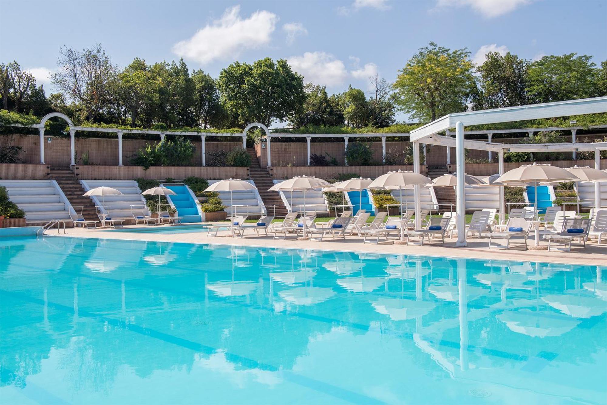 Hotel D'aragona 4*
