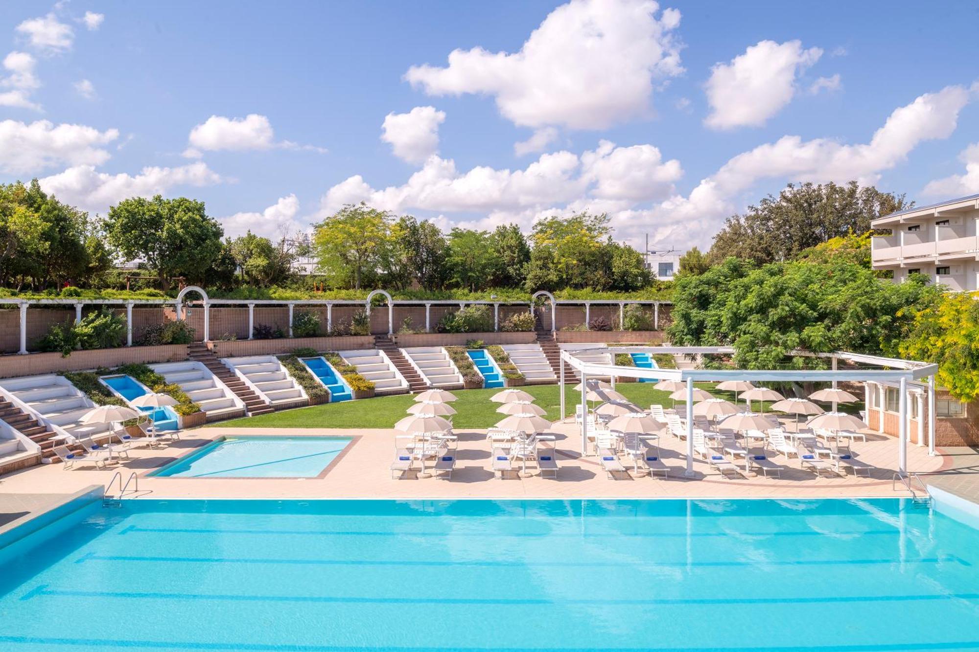 Hotel D'aragona 4*