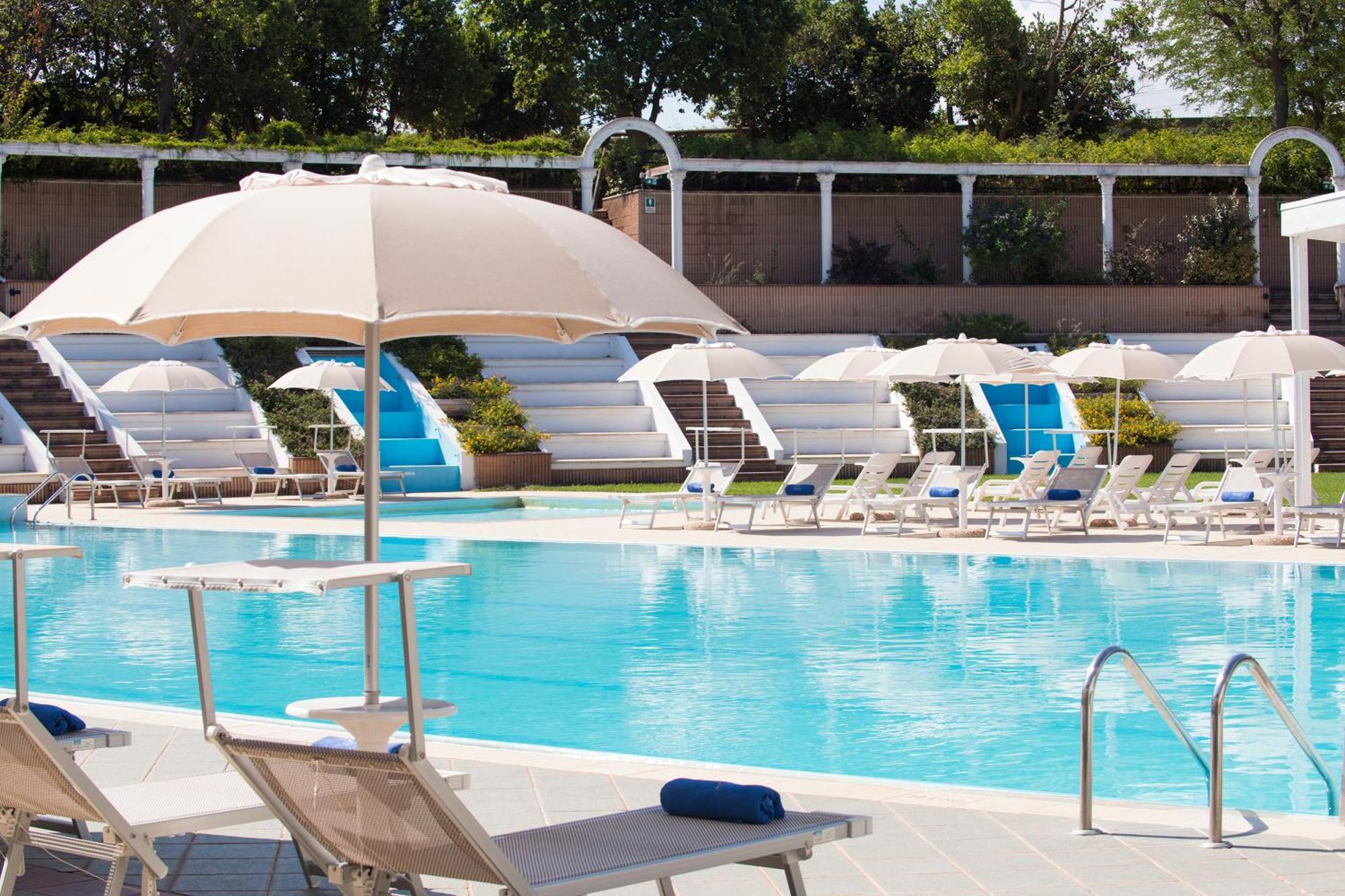 D'aragona Hotel