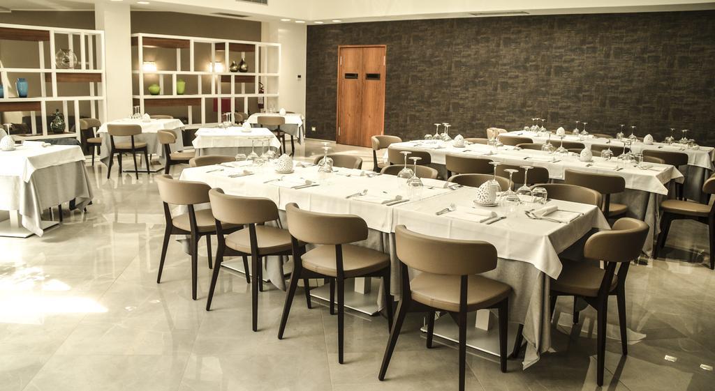 Hotel D'aragona 4*